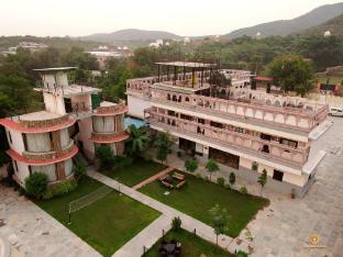 the yash resort and hotel