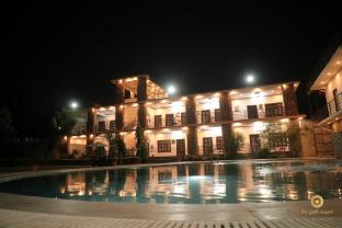 the yash resort and hotel