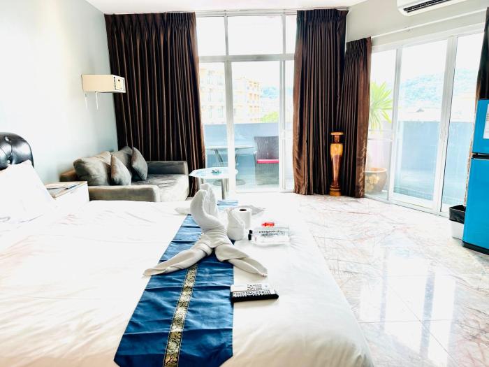 koenig hotel pattaya