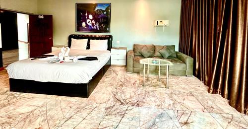 koenig hotel pattaya