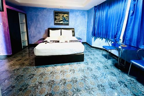 koenig hotel pattaya