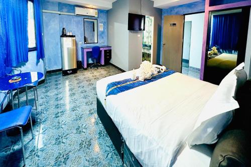 koenig hotel pattaya