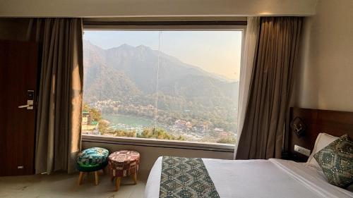 serenity hotel rishikesh