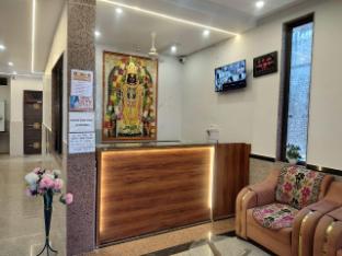 Shree Rajeshwar Bhawan,,3 star