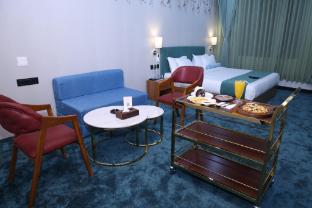 hotel lotus