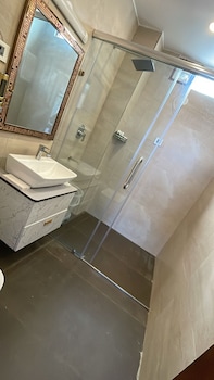 surya lake view retreat