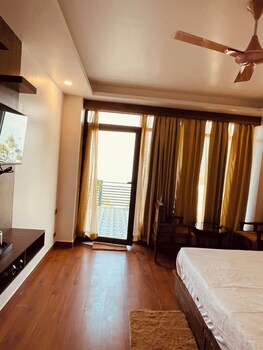 surya lake view retreat