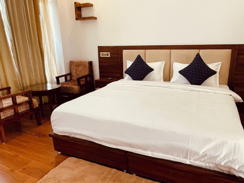 surya lake view retreat