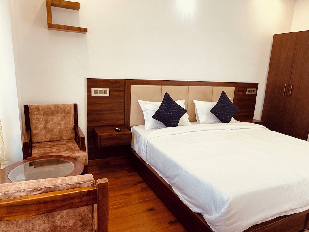 surya lake view retreat