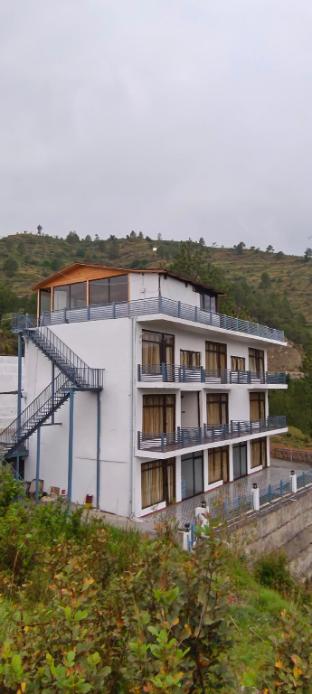 surya lake view retreat