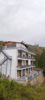 surya lake view retreat