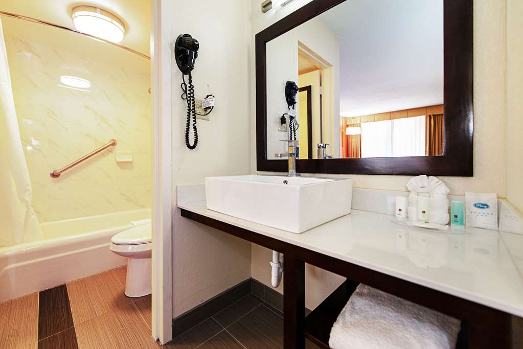 new hope inn and suites