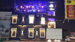 hotel mm inn the clock tower cafe