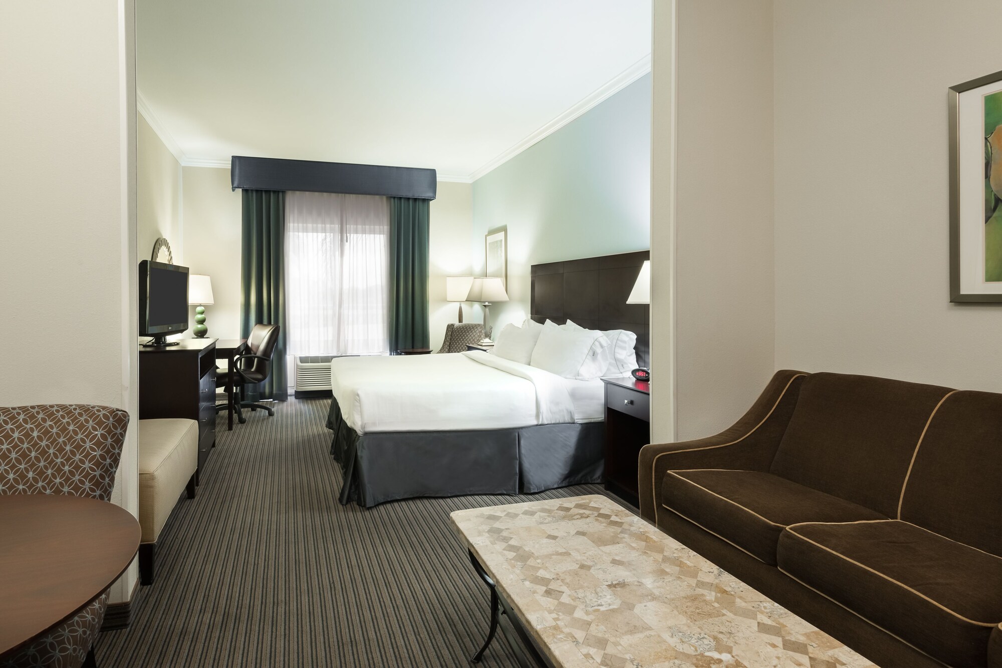 holiday inn express and suites new iberia avery island