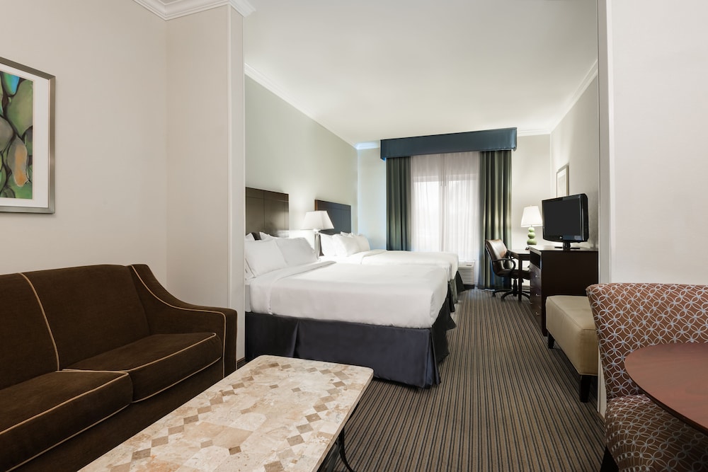 holiday inn express and suites new iberia avery island