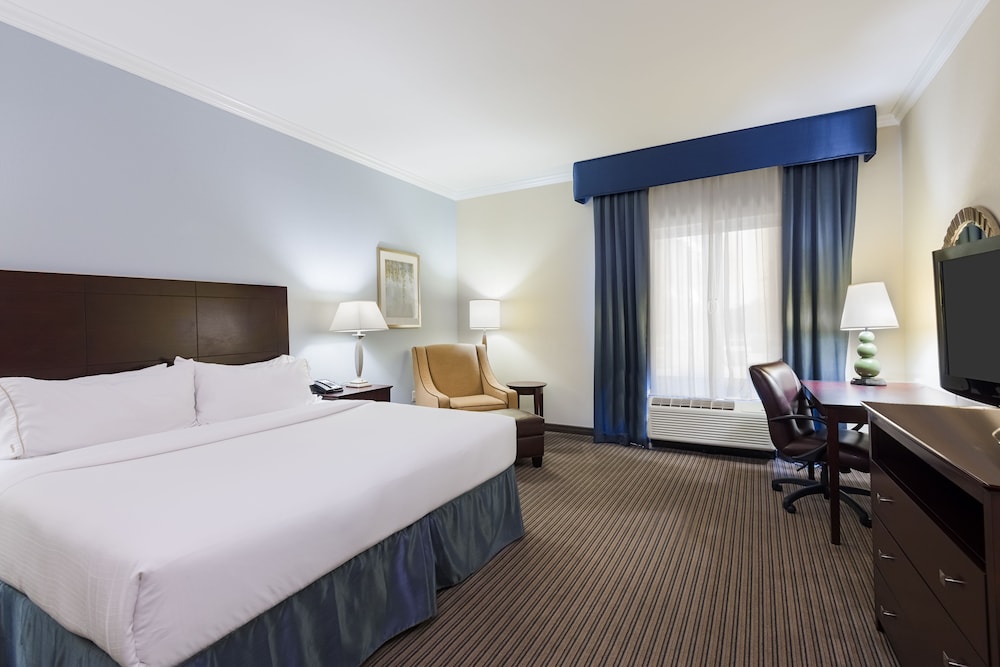 holiday inn express and suites new iberia avery island