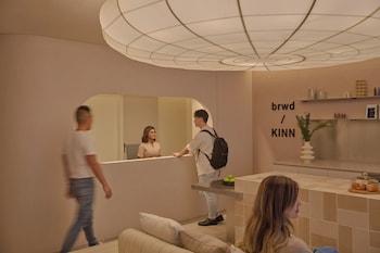 Kinn Habitat,,2 star