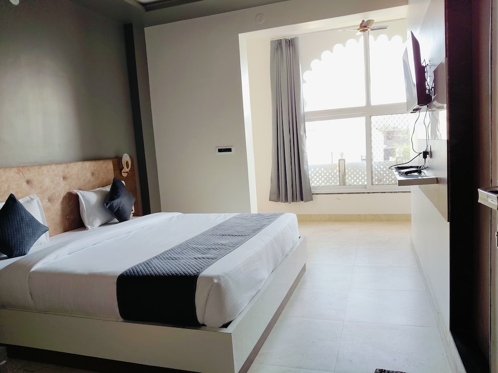 kohinoor hotel and resort