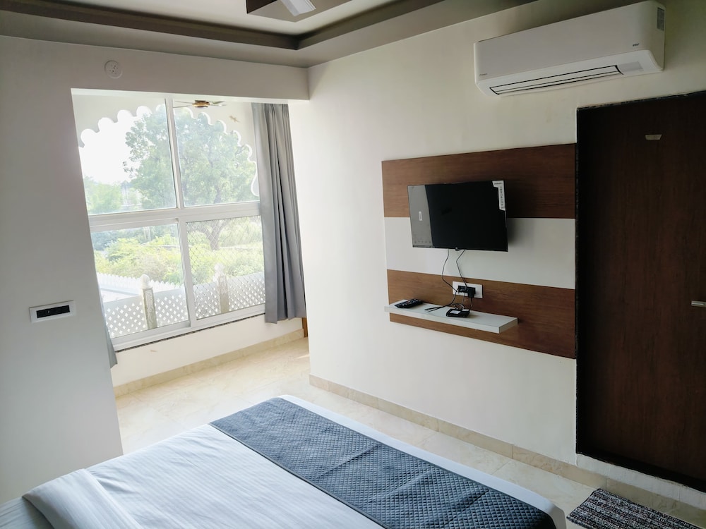 kohinoor hotel and resort