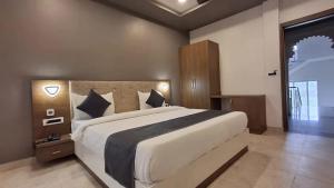 kohinoor hotel and resort