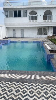 kohinoor hotel and resort