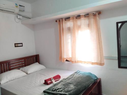 Happy Square,,3 star