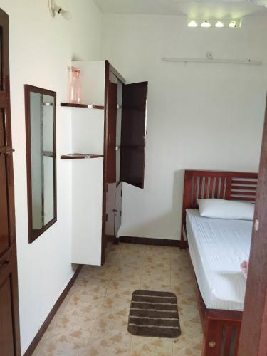 Happy Square,,3 star