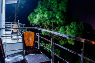 Oak Trek Resort,,3 star