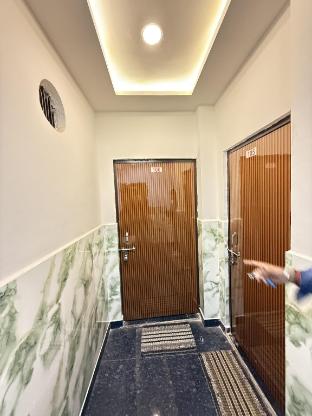 k d dham near prem mandir iskcon temple vrindavan