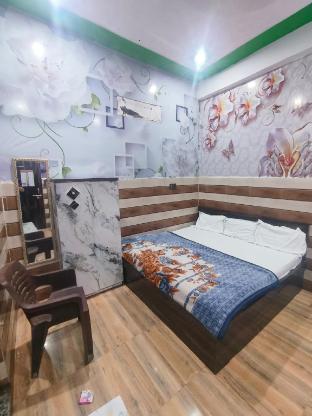 k d dham near prem mandir iskcon temple vrindavan