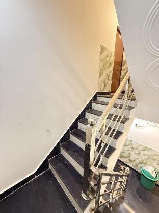 k d dham near prem mandir iskcon temple vrindavan