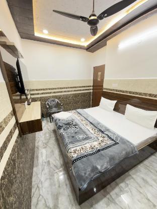 k d dham near prem mandir iskcon temple vrindavan