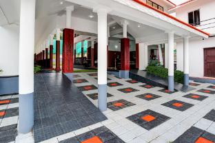ocean queen palace hotel