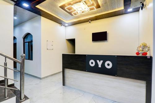 Hotel O Nlt Palace,,4 star