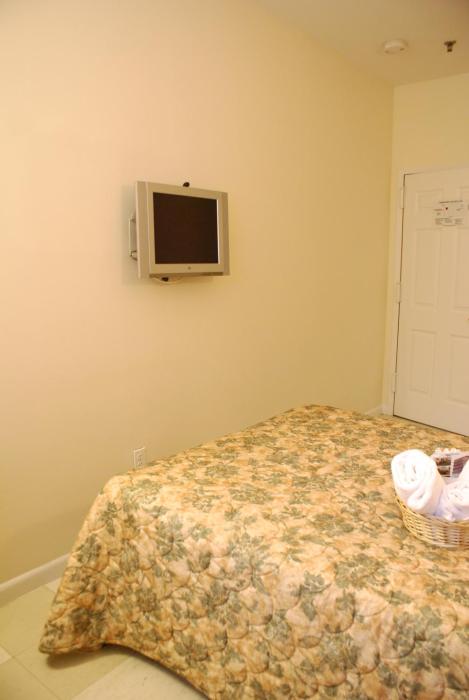 americana inn