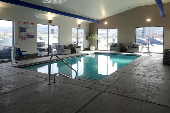 the valor an ascend collection hotel