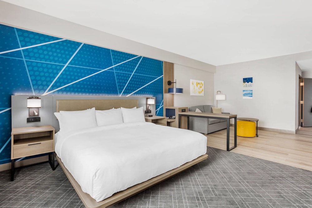 comfort suites central valley