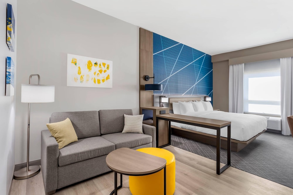 comfort suites central valley
