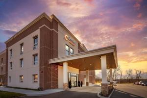 comfort suites central valley