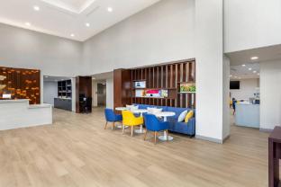 comfort suites central valley