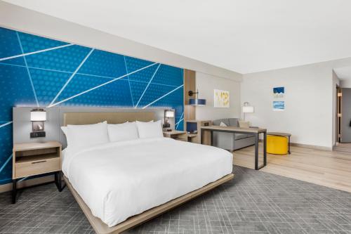 comfort suites central valley