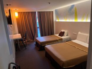 waterfront homestay