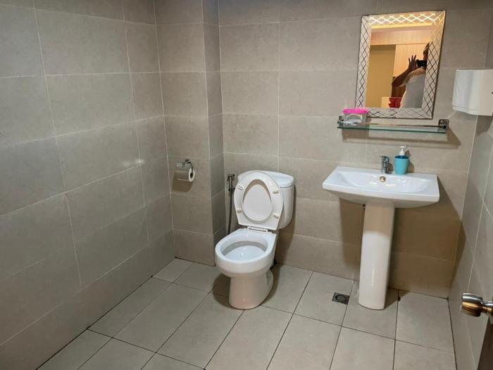 waterfront homestay