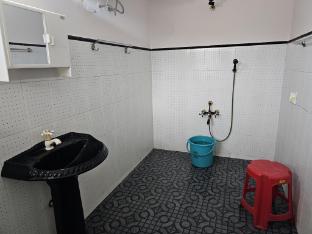 de royale summit home stay