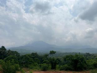 de royale summit home stay