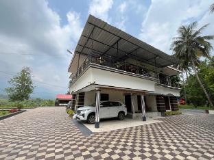 de royale summit home stay