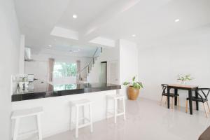 kokotel khao lak isara casa