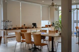 kokotel khao lak isara casa
