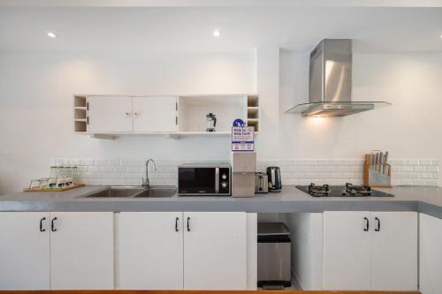 kokotel khao lak isara casa