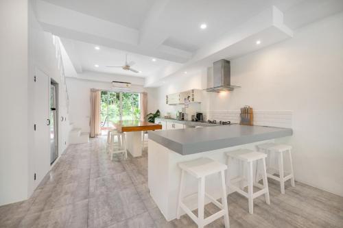 kokotel khao lak isara casa